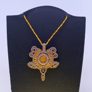 collier jonquille