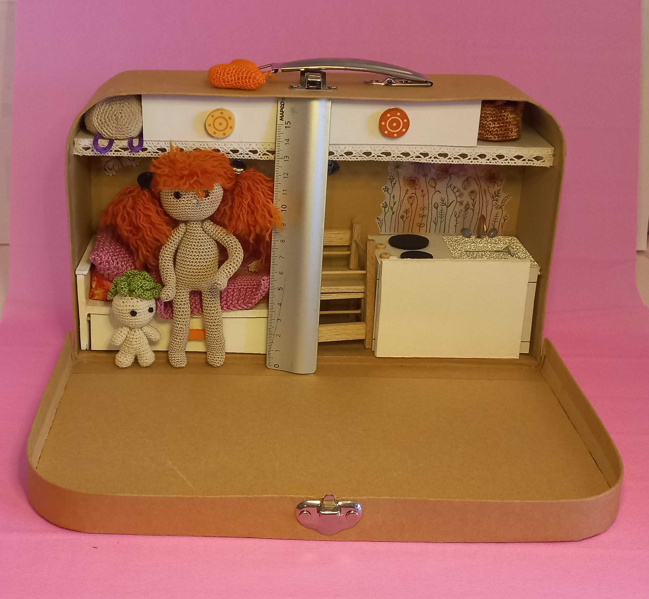 Poupette et sa valise-maison – Image 2