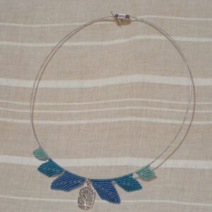 Collier feuilles denim